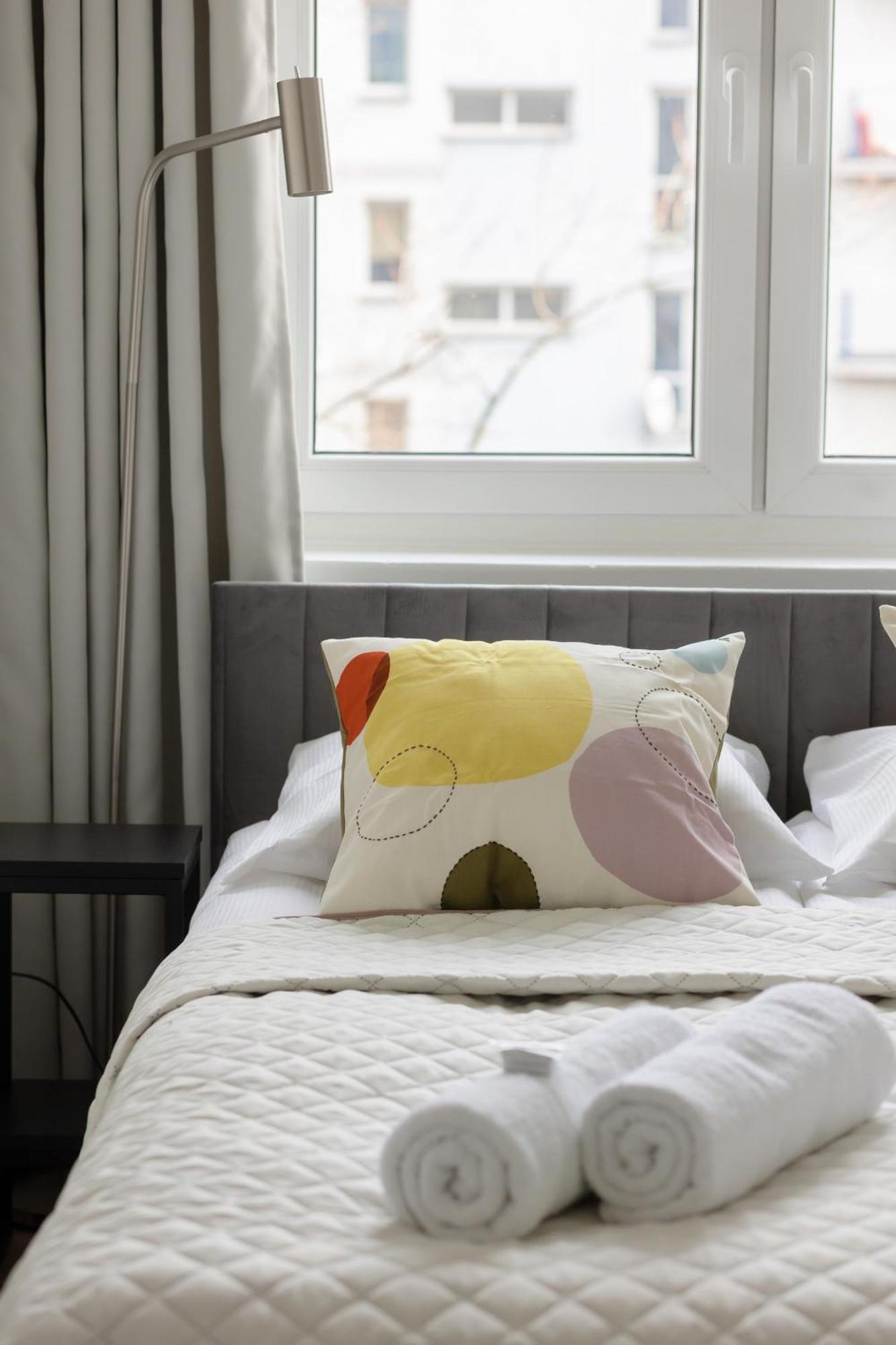 Elegant & Cozy Panska By Renters Апартаменти